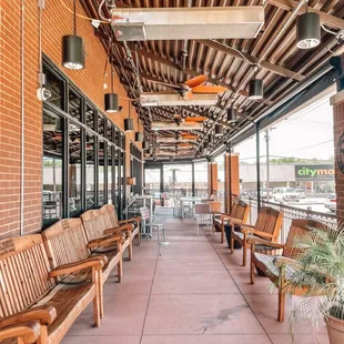 he outside seating area