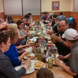 private room for large groups