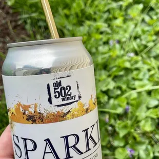 a can of spark sparkling white wine
