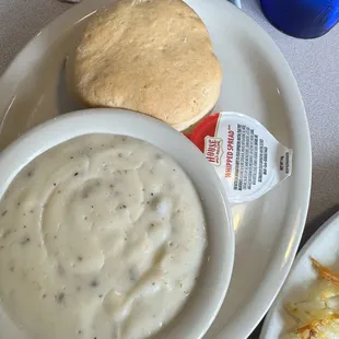 Biscuit and Gravy