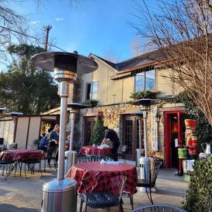 Outside dining area in front of Old Anglers Inn.