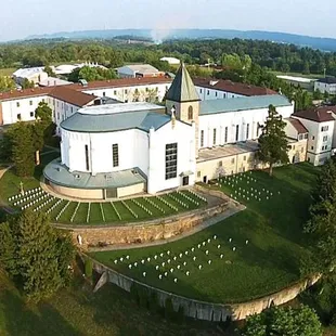 MH OldBardstownInn Bardstown KY Acti