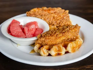 Heroes Restaurant & Pub