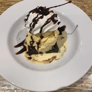 Gluten Free Chocolate Brownie Sundae
