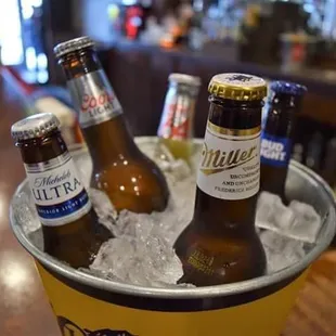 oysters and mussels, drink