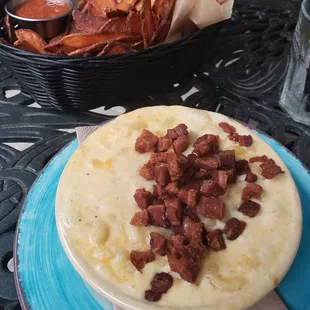 Mac and cheese with homemade bacon, French fries
