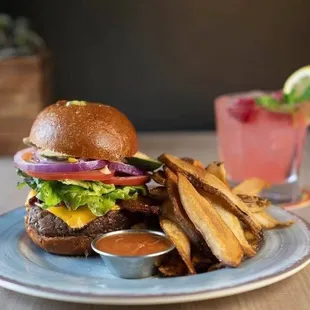 Old Camp Burger and House Cut Frues