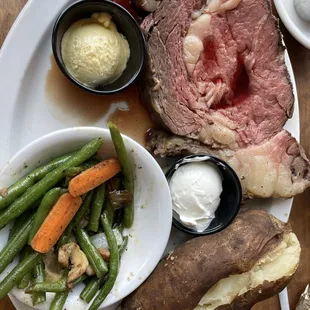 Prime rib! Very yummy!!