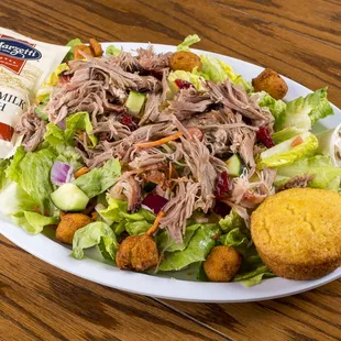 True Q Salad with Pork