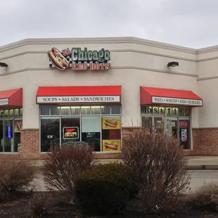 the exterior of a restaurant