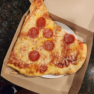 Pepperoni slice