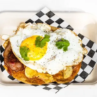 El Classico - Bacon, Fried Egg, Potatoes &amp; Cilantro