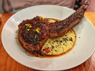 Storehouse Market & Eatery