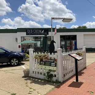 old crow coffeehouse