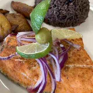 Grilled Salmon Fillet Plate