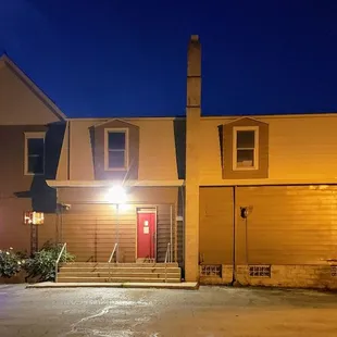 Storefront for Old Dayton Pizza at Riverside Hideaway