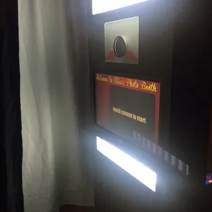 a photo of a microwave in a dark room