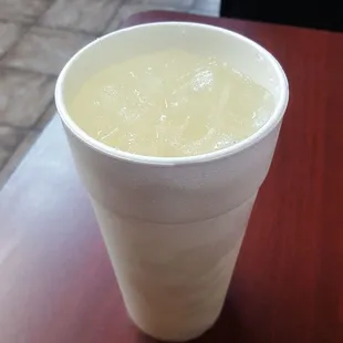 24 oz Freshly Squeezed Lemonade