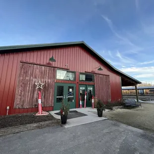 the entrance to the restaurant