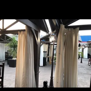 Outdoor seating lovely!!