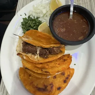 Quesa Birria tacos