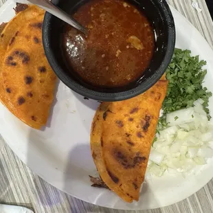 Quesa Birria tacos