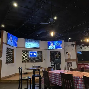 sushi and sashimi, interior