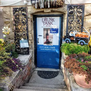 Entrance to Drunk Tank Winery