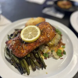 Glazed salmon, green beans, garlic mashed potatoes