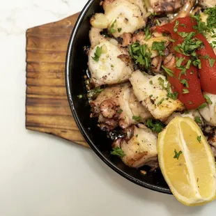 Polvo Grelhado Appetizer - Sizzling Sauteed Octopus in Garlic Sauce