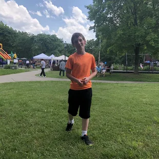 Several of the vendors in the background some shaded some not!