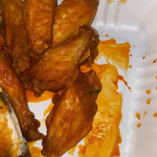 food, chicken wings, chicken wings and fried chicken, bbq wings, chicken, bbq chicken, fried chicken wings, fried chicken, poultry