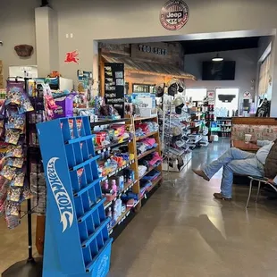 Now that is how to relax!