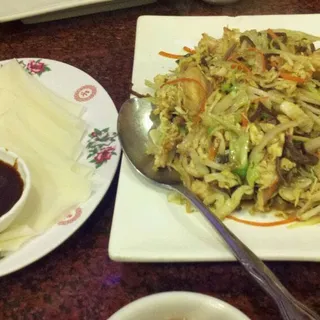 Mu Shu Chicken and 4 Pancakes