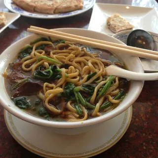 Spicy Beef Stew Noodle Soup