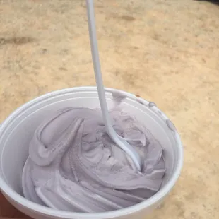 Well deserved ice cream after a long hike! Creamy and soft, very good! I had the grape but the amaretto was way better. 25 flavors total.