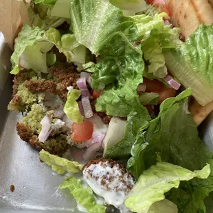 Falafel pita