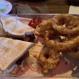 BLT with onion rings