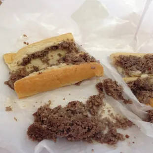 how my 8&quot; philly with cheese came :/