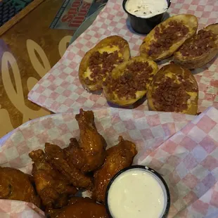 Buffalo winds and potato skins
