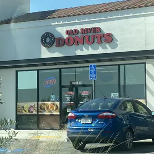 Don't recommend this place worst customer service.