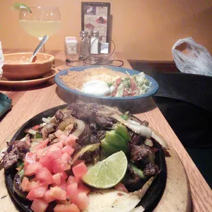 ...that's steam and beefy goodness rising from the frajita plate at Old Santa Fe