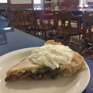 Sour Cream Raisin Pie