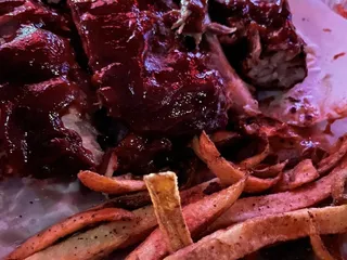 Oscar's Pizza & Pierogies