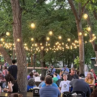 LIVE MUSIC ON THE PATIO