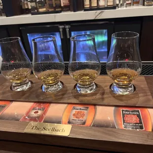 Flight of Four Roses bourbon