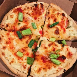 Mini crab rangoon pizza