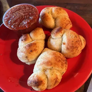04/02/2024 - Garlic Knots