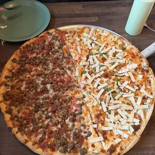 Meat Locker Pizza Famous Crab Rangoon Pizza