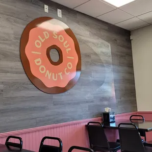 Seating area- clean and plenty of room